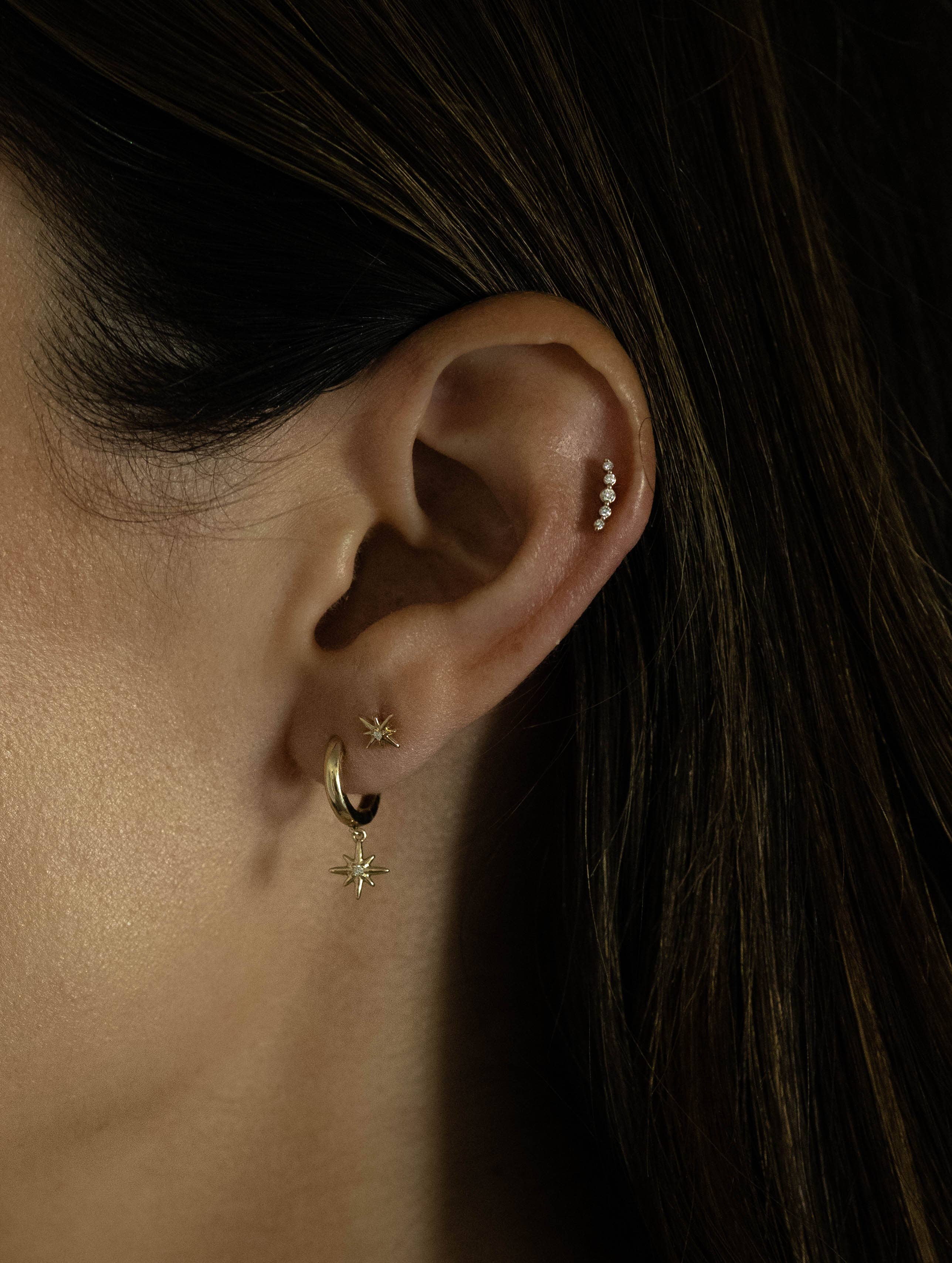 Whxte Atelier - Wholesale Stud/Post Earrings - CRESCENT DIAMOND PIERCING EARRING1