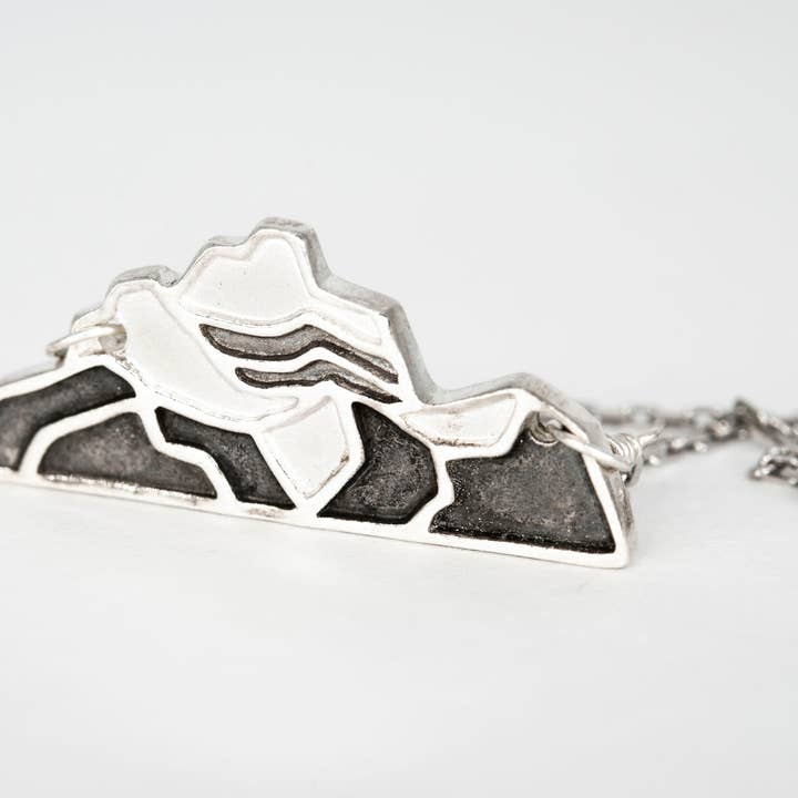 Mount Galatea halskæde for engroshandel hos Mackenzie Jones Designs