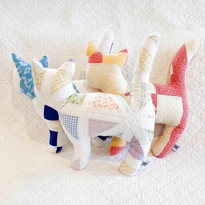 Dellwood Designs - Wholesale Stuffed/Plush Toy - Kids & Baby - Vintage Quilt Stuffed Cat - Assorted Quilts