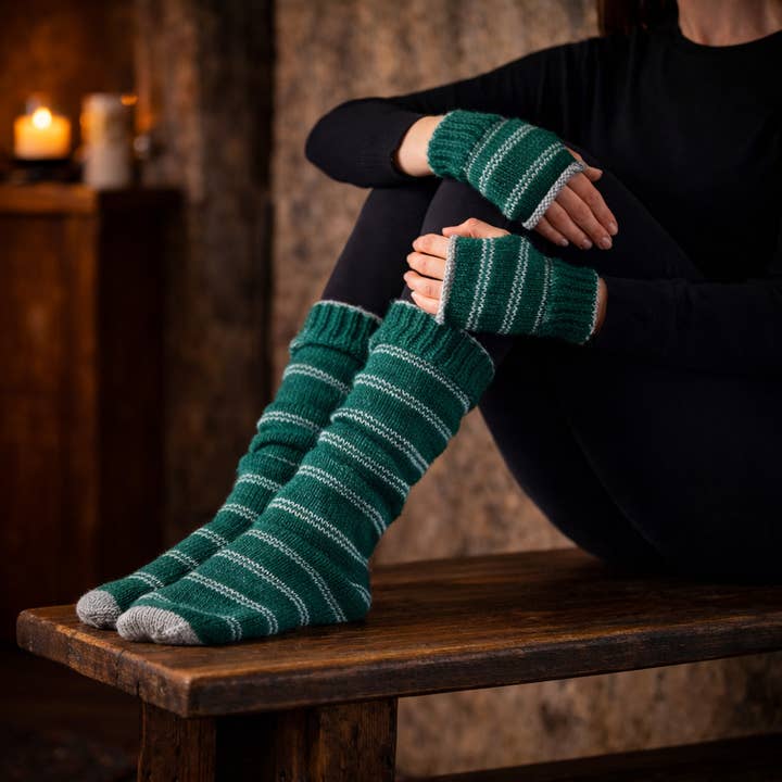 Harry Potter - Conjunto de Tricô de Luvas e Meias Slytherin por atacado de Mad Monkey GmbH