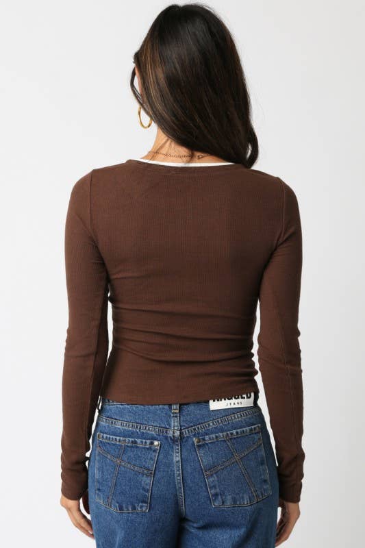 Olivaceous – Engroshandel Skjorte med buttondown – til kvinder – Saige Knap Top7