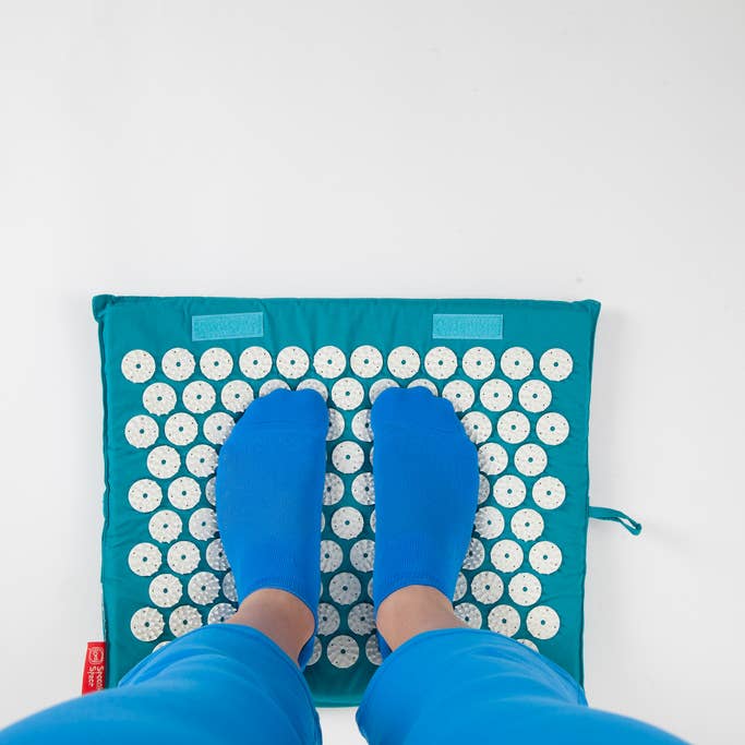 Spoonk Space Inc. - Wholesale Body Massager - 8pc Acupressure Travel - in mixed colour5