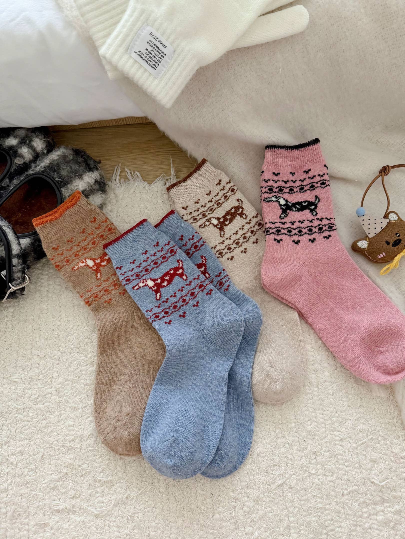 Happy Knits - Wholesale Socks - Women's - Women's Wool Socks - Warm Dachshund Pattern Winter Socks22