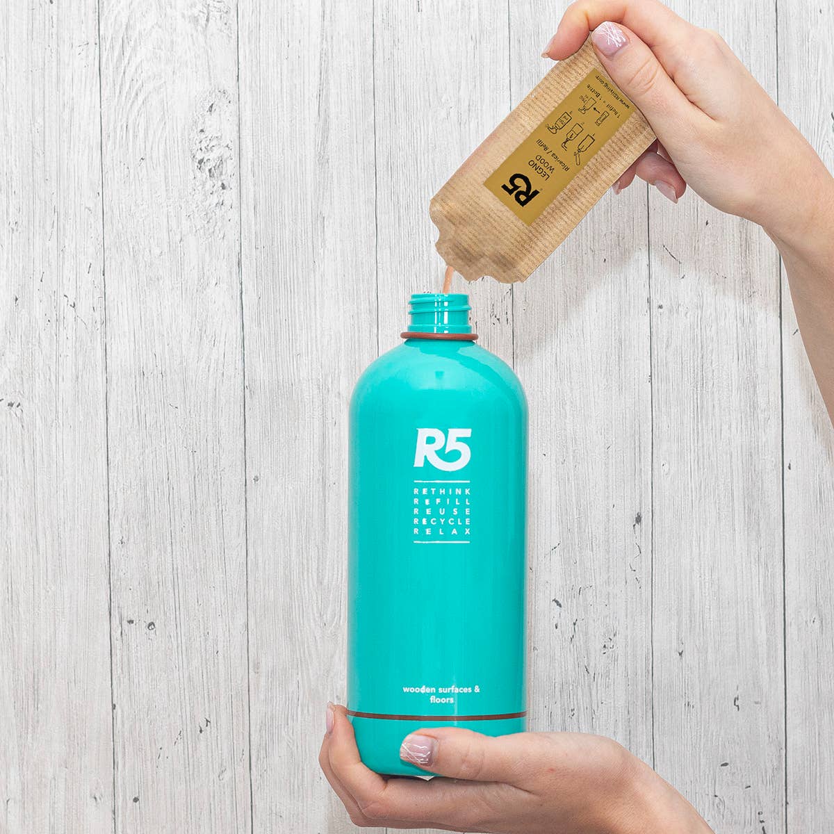 R5 – wholesale Golvrengöringsmedel – R5 påfyllning för träytor och golv2