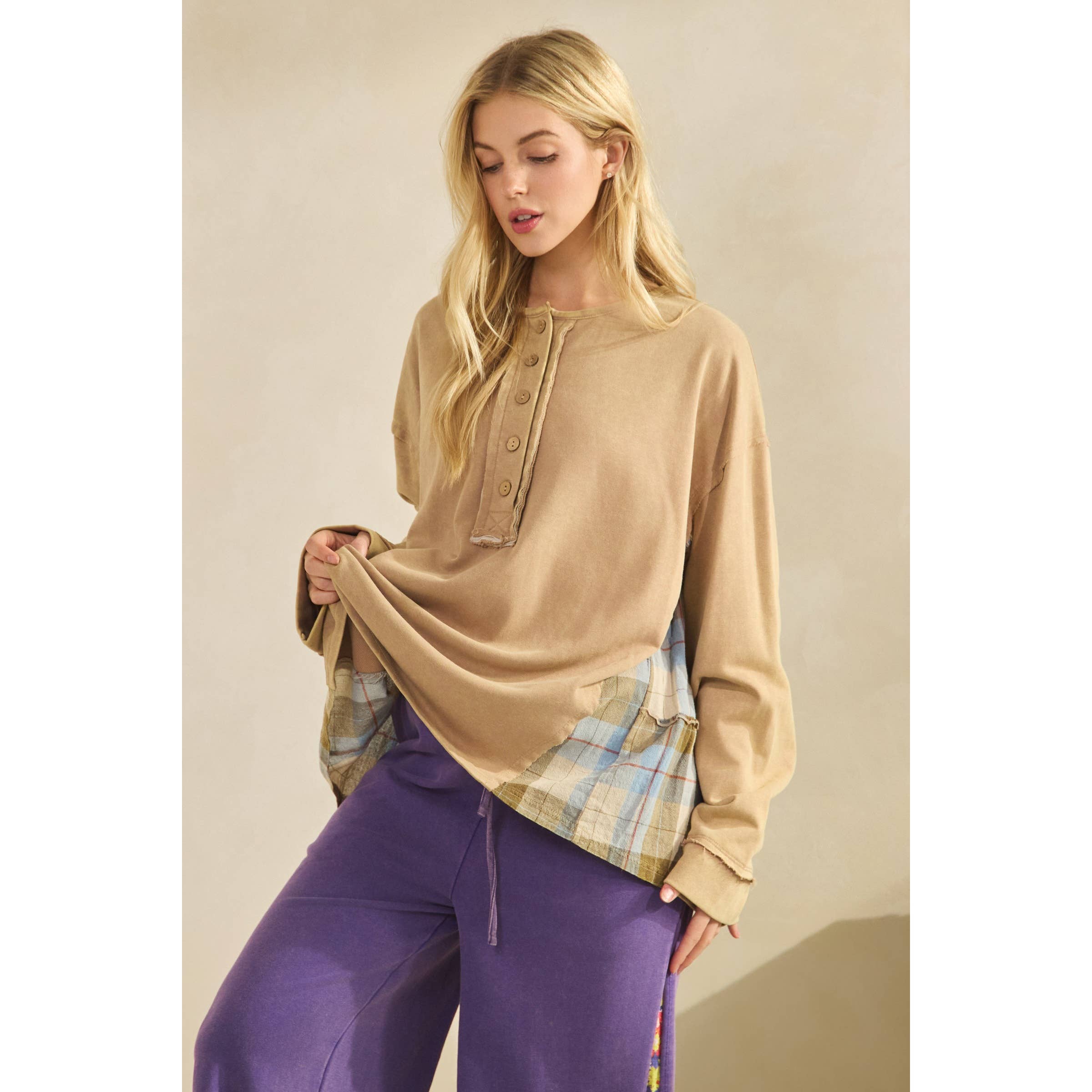 NATURLIGA RUSTIK CHARM RUTIG KONTRASTTOPP (ST7989-) för wholesale på Faire3