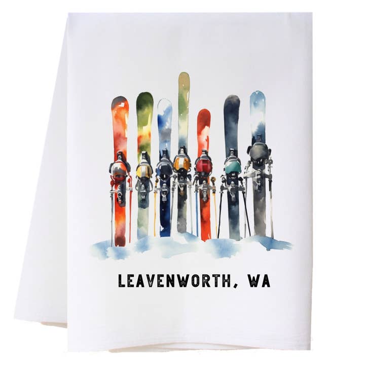 Torchon de cuisine Rangée de skis pour la vente par Cora & Pate