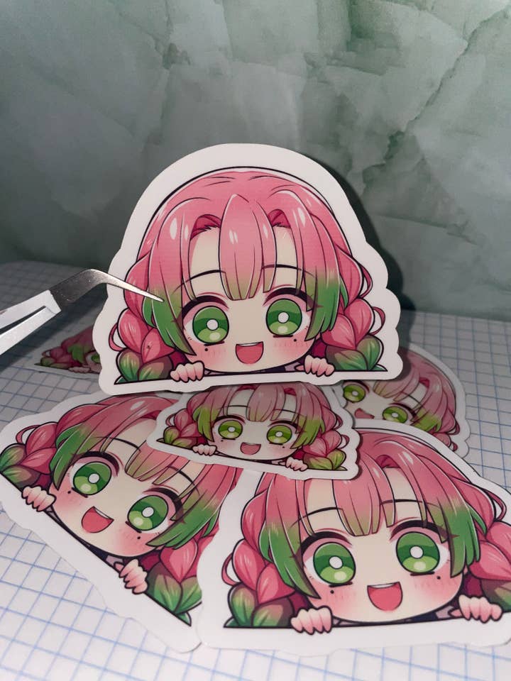 Demon Slayer Mitsuri Peeker per la vendita all'ingrosso da parte di MPB Stationery