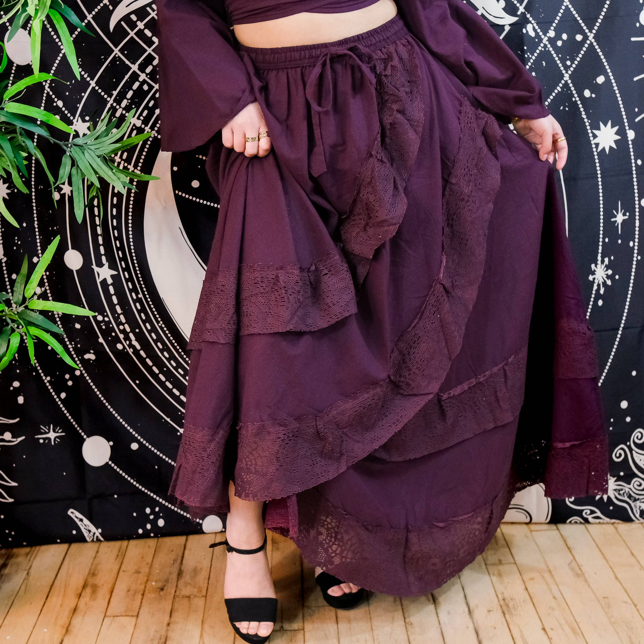 Karma Nepal Crafts - Venta al por mayor Conjuntos de top y falda - Mujer - Conjunto de falda fluida boho de encaje de algodón1