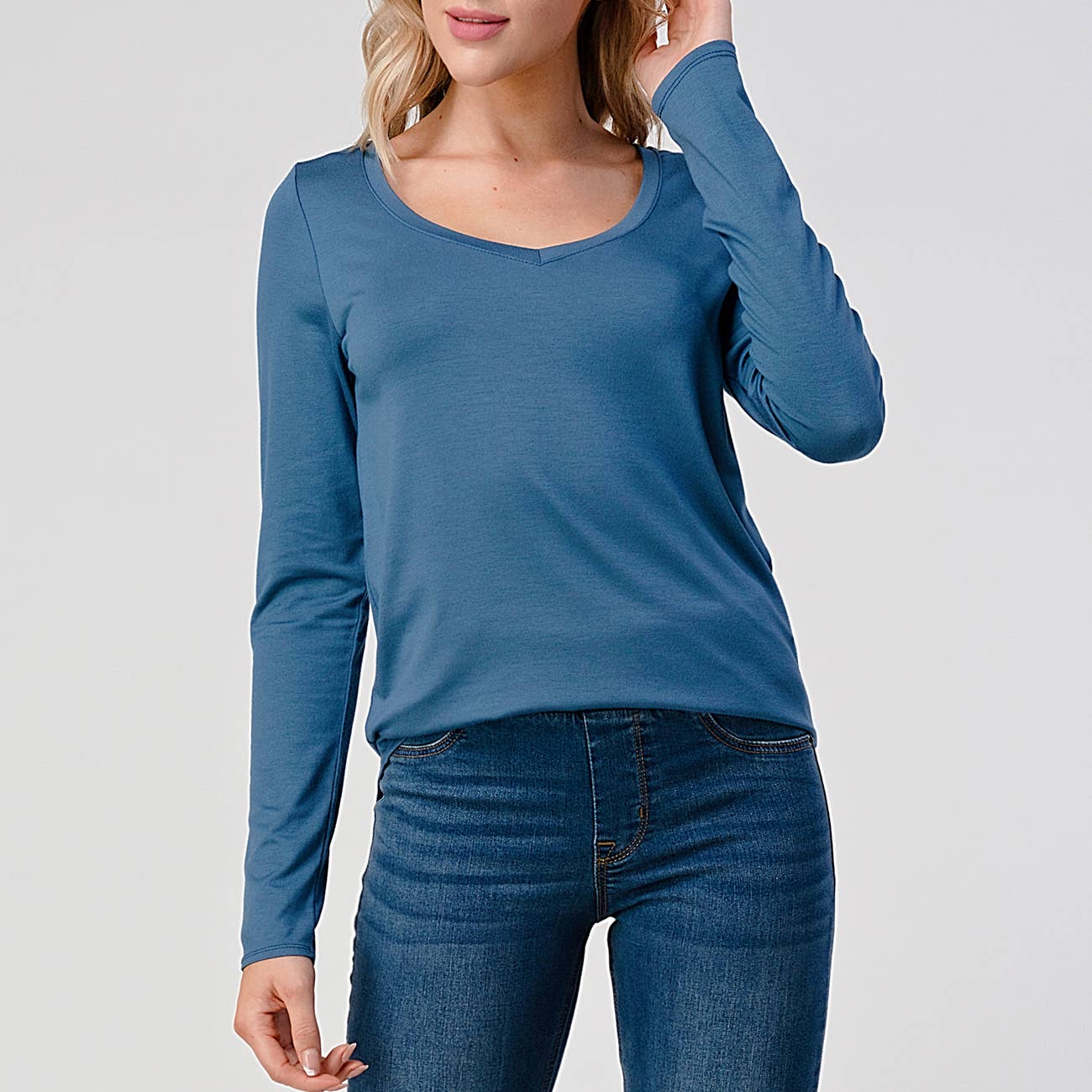 Heimious - Wholesale T-Shirt - Women's - Modal Long Sleeve V-neck Relaxed Fit T-shirt, T24911