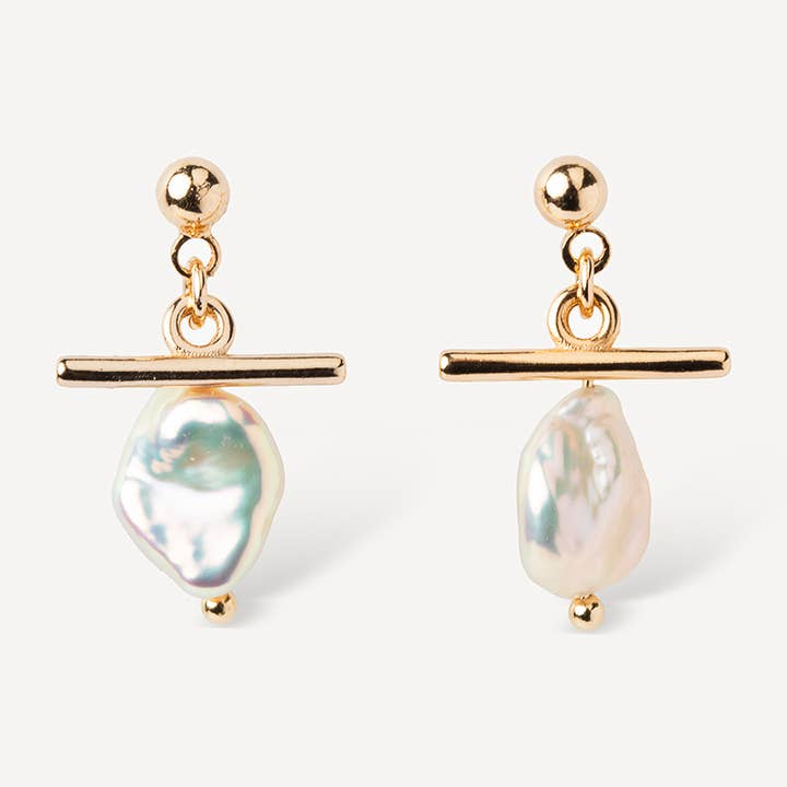Boucles D'Oreilles Perle D'Eau Douce plaqué or 18k pour la vente par Meora Paris