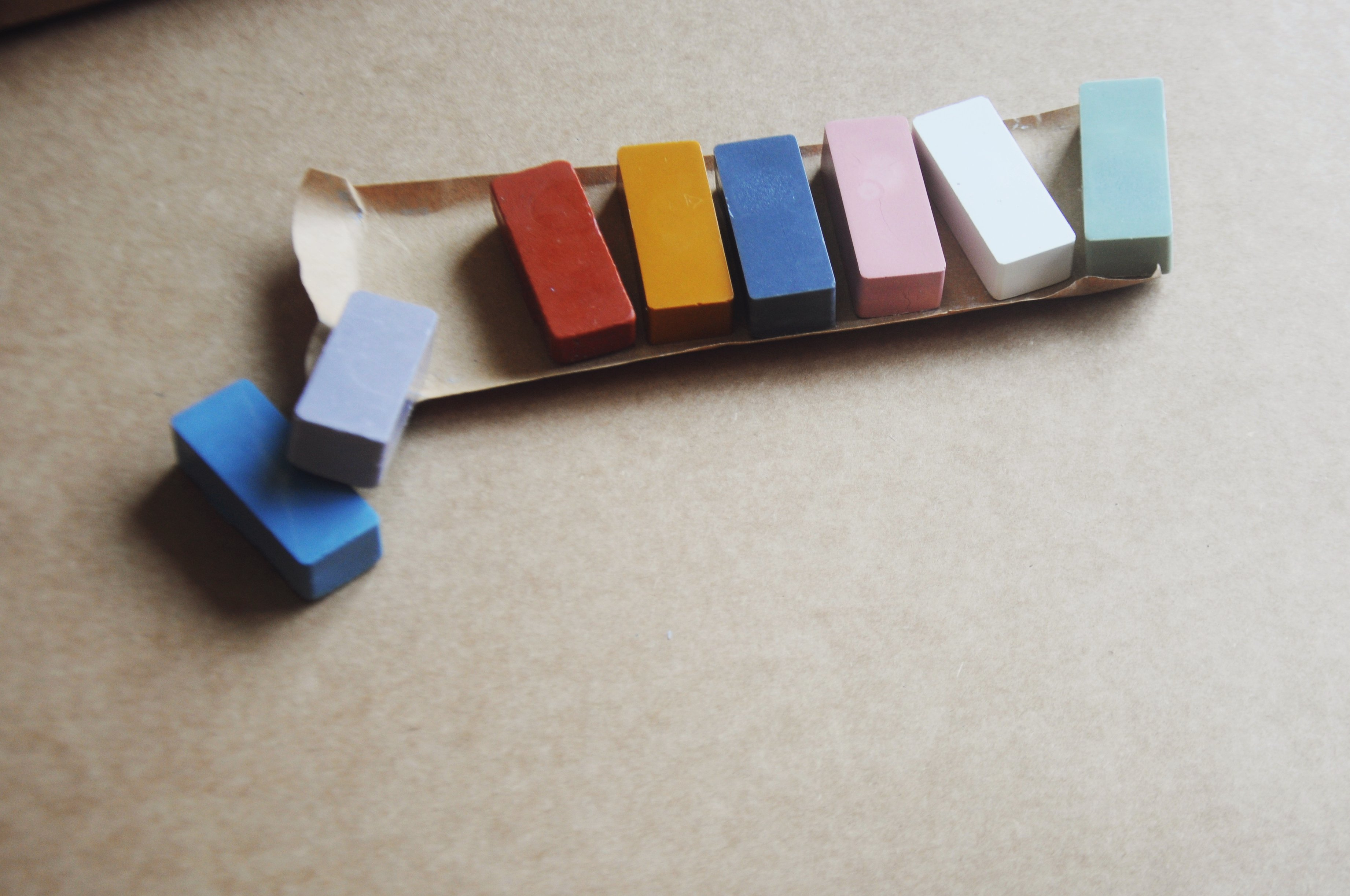 Smilogy Kids Ltd - Wholesale Crayons - Kids & Baby - Beeswax Block Rubbing Crayons | Set of 8 Crayons in Soft Pastel Shades2