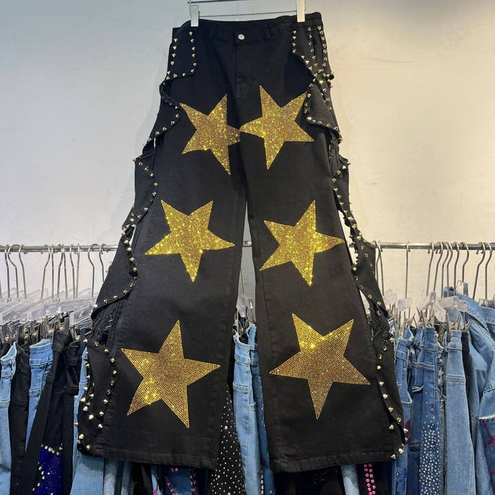 M144 Guldstjärneprydda Raka Svart Denimjeans för wholesale av Sanyao Fashion