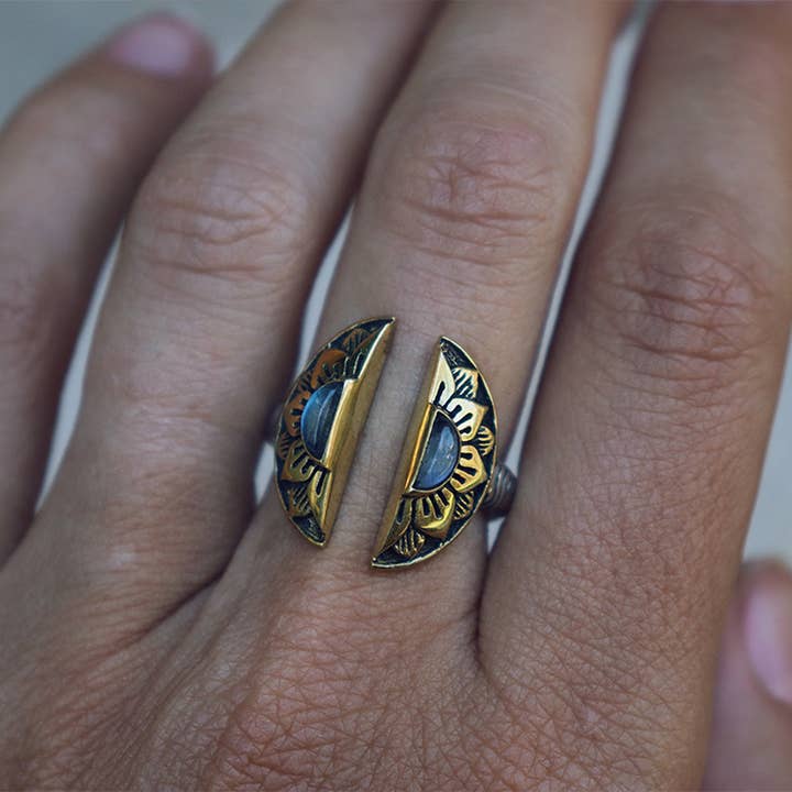 bahgsu jewels - Wholesale Cocktail/Statement Ring - Natural Mystic Ring - Moonstone