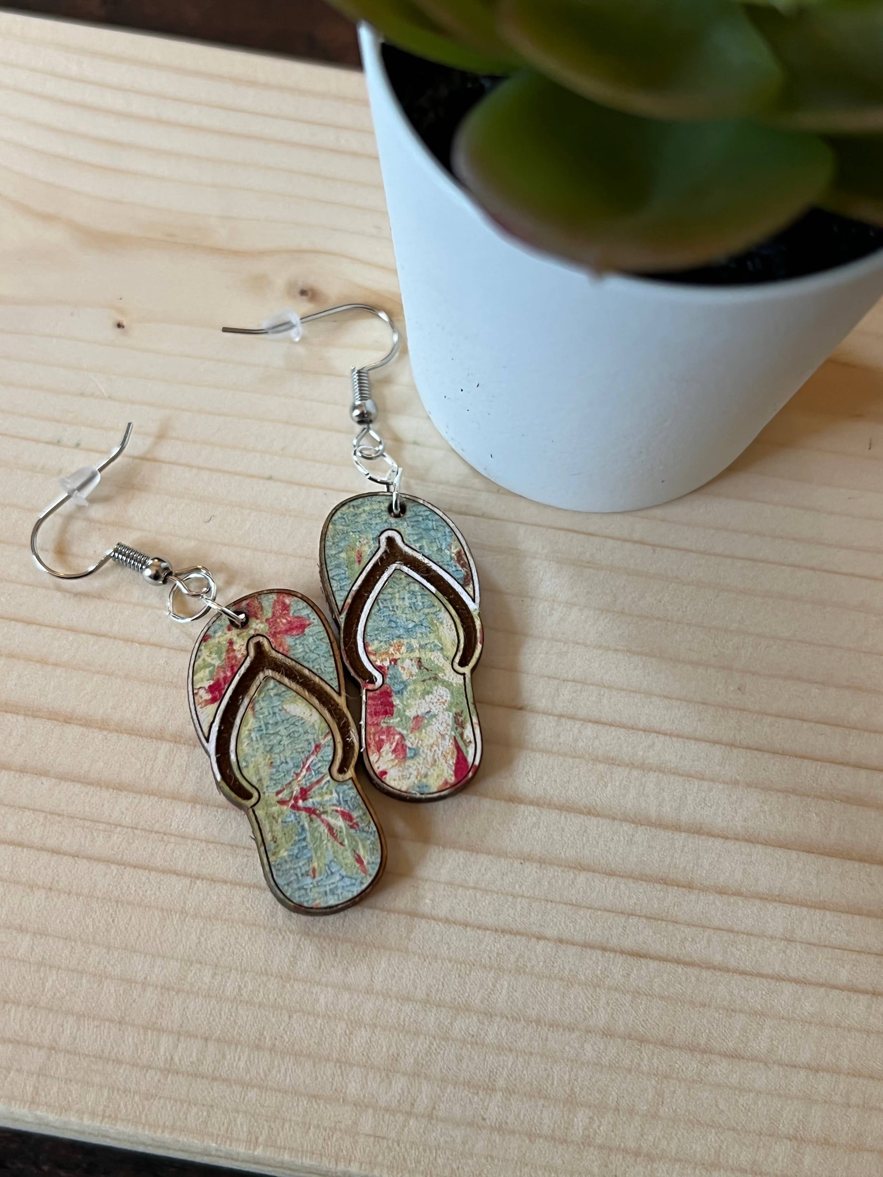 Suchfungoods - Wholesale Dangle Earrings - flip flop dangles5