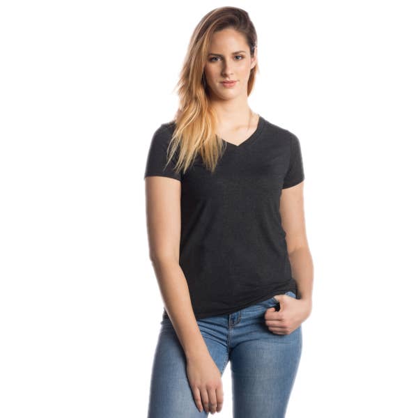 V-neck de performance pour femmes pour la vente par Today Tomorrow Apparel