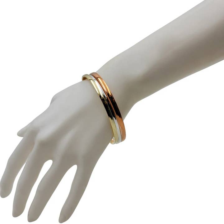 Lot de 3 bracelets tricolores fins en laiton pour la vente par Treasure Jewelry