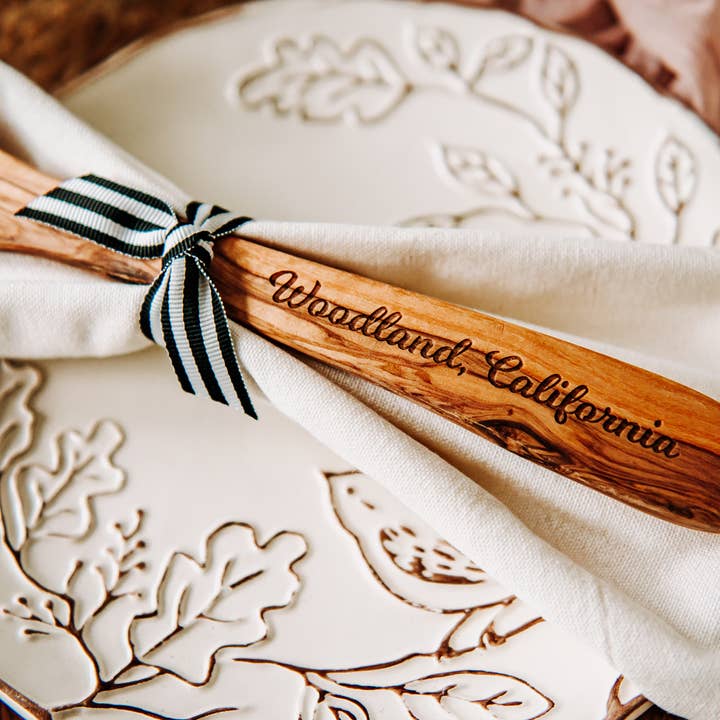 The Lillie Pad - Wholesale Serving Utensil - Custom City Name Olive Wood Serving Spoon & Towel Gift Set