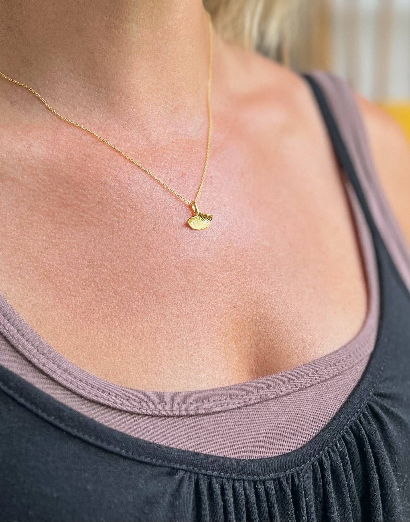 Natalie Clare Collections - Wholesale Pendant/Charm Necklace - Gold Ginkgo Leaf Necklace1