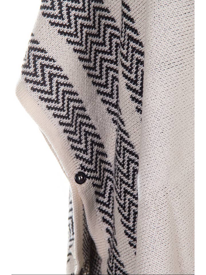 Hana – wholesale Poncho – Women's – Side Stripe Poncho with Fringe4