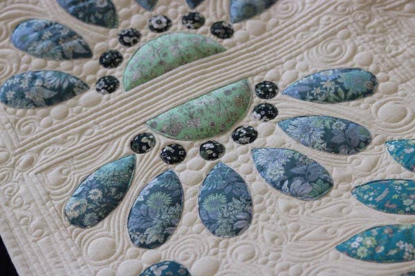 Free Bird Quilting Designs - Wholesale Quilt - 4. Divided Blooms Pattern8