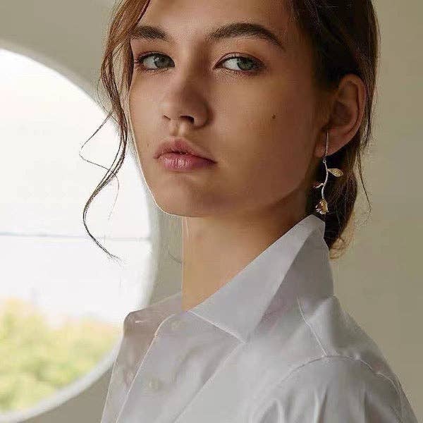 LanLivia – Großhandel Ear Cuff/Ohrklemme – LanLivia Ohrklemme mit Rosenblume – Einzeln7