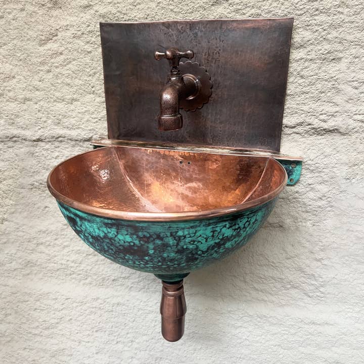SaharaKesh - Venta al por mayor Conjunto de accesorios de baño - Lavabo de baño de pared de cobre con pátina azul y grifo mezclador