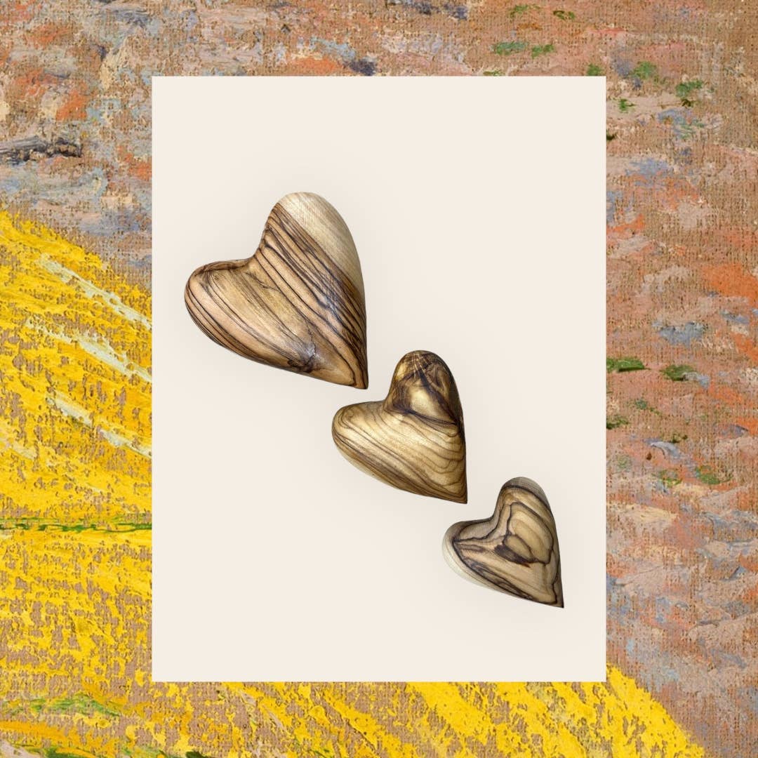 Mondo Trading Company - Wholesale Decorative Tabletop Object - Olive Wood Hearts14