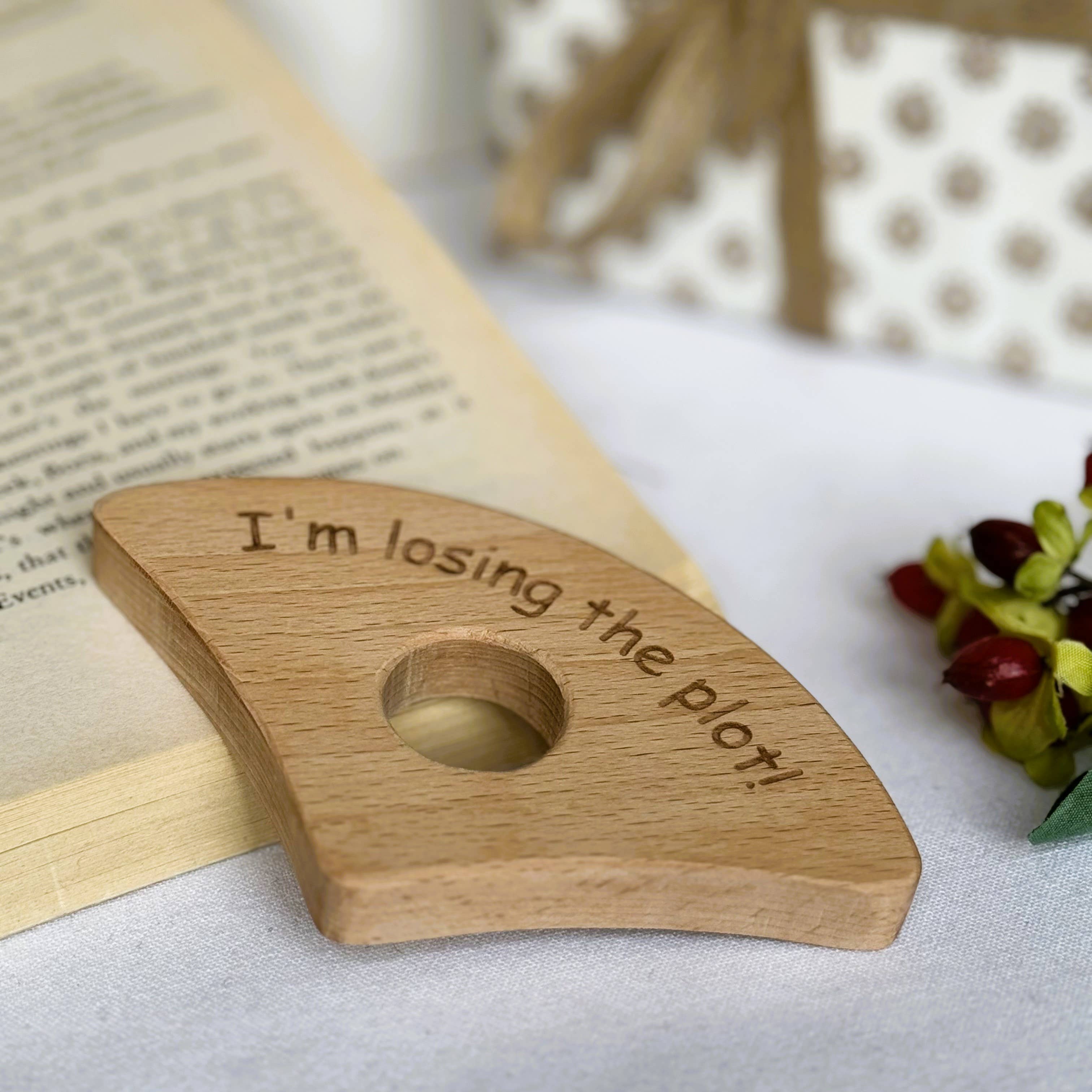 Craftypups - Wholesale Book Holder - Thumb book holder - I'm losing the plot!1
