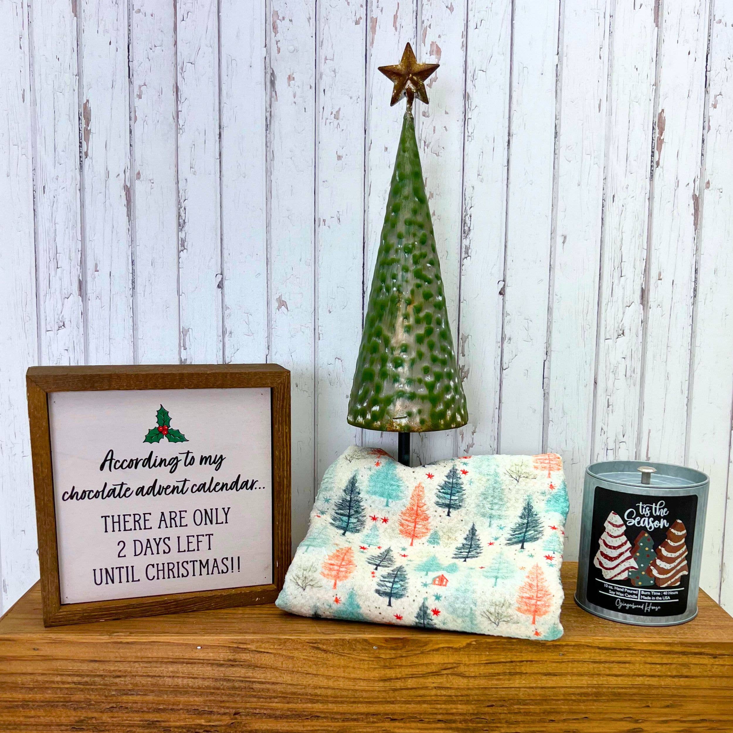 Driftless Studios - Wholesale Jar/Filled Candle - Tis the Season - Soy Wax Candle - Rustic Christmas Candles1