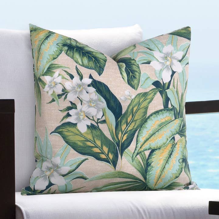 Coussin décoratif intérieur/extérieur Pure Paradise Breeze pour la vente par Siscovers