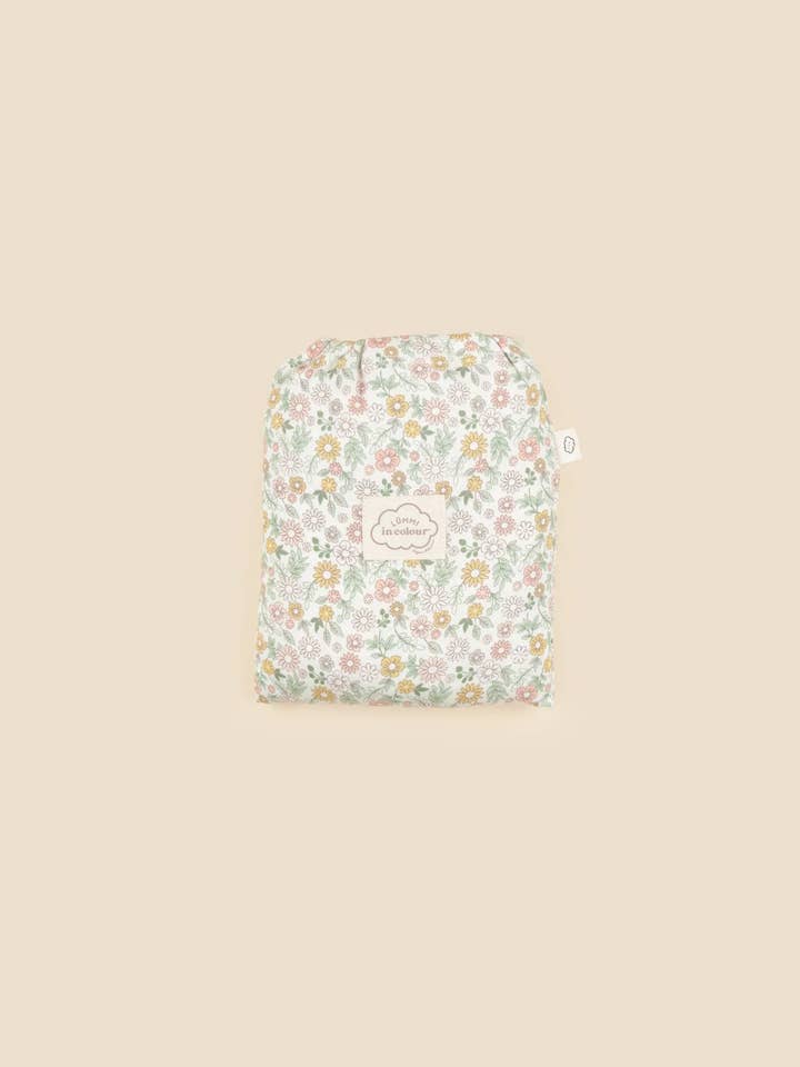 Organisch katoenen wiegvel - Madeliefjes voor wholesale door Lūmmi in Colour Babywear