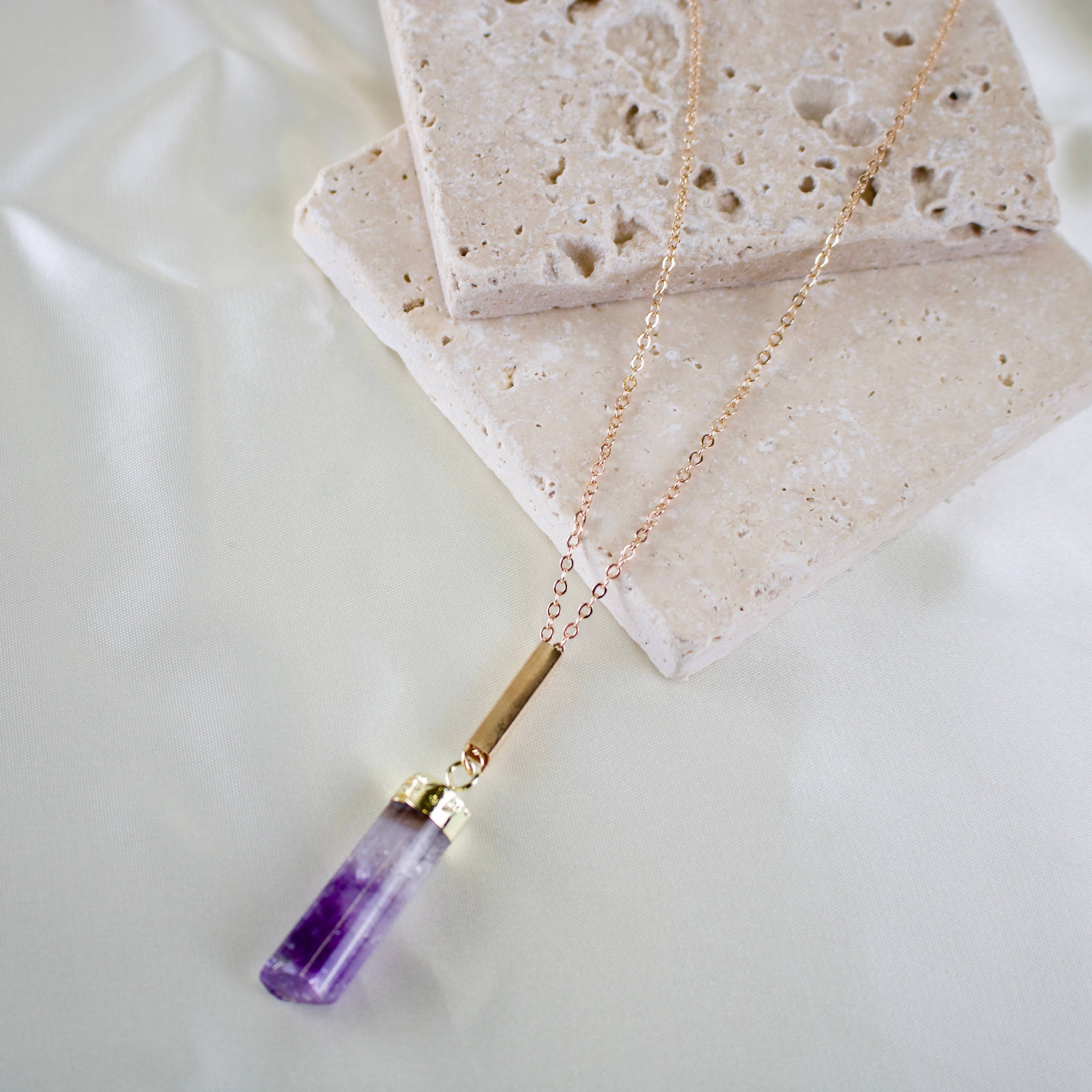 TISH jewelry – wholesale Pendant/charm necklace – Zena // Amethyst Necklace0