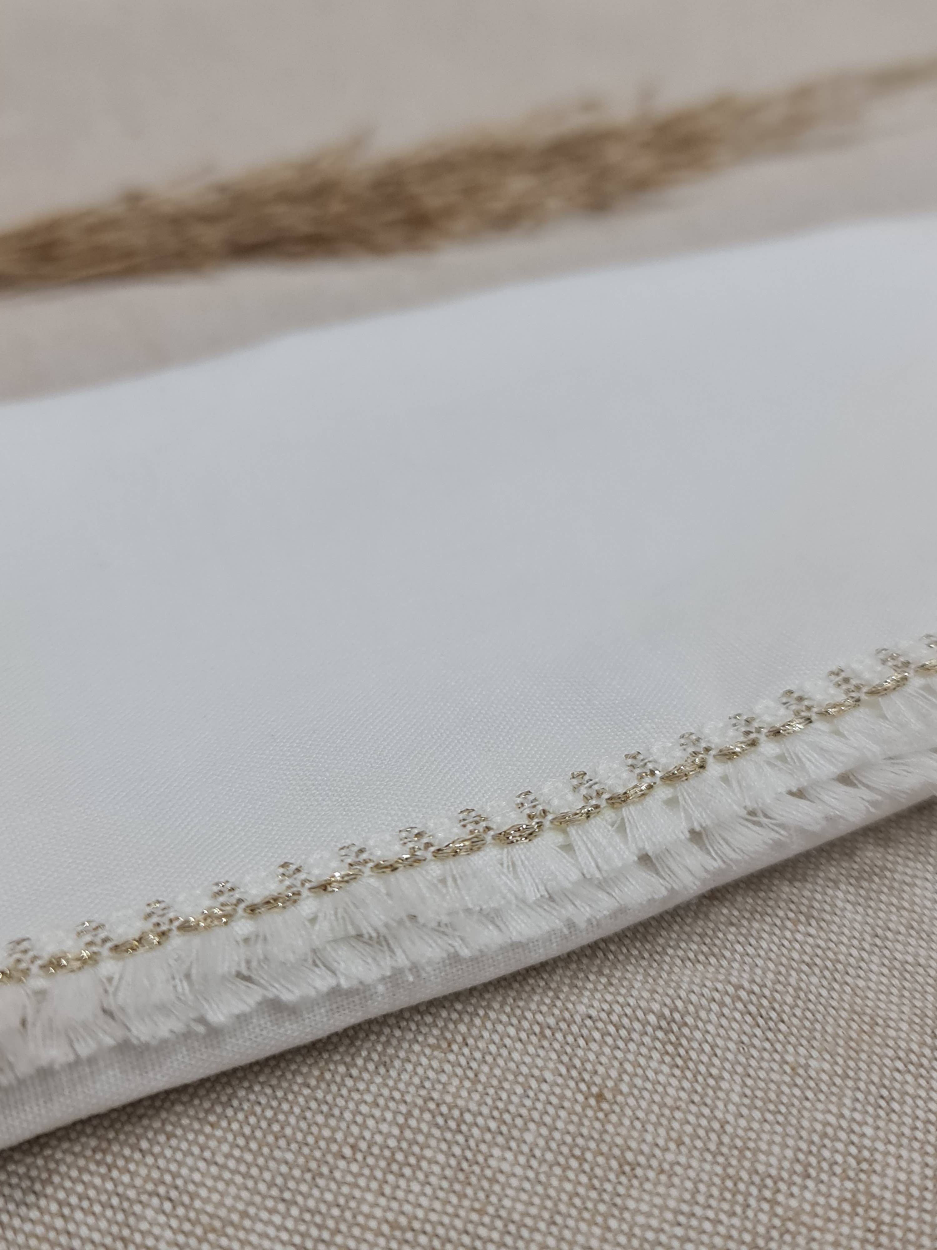 Lunaria Lab - Vente Serviettes de table en tissu - Serviettes en lin pur modèle Frange2