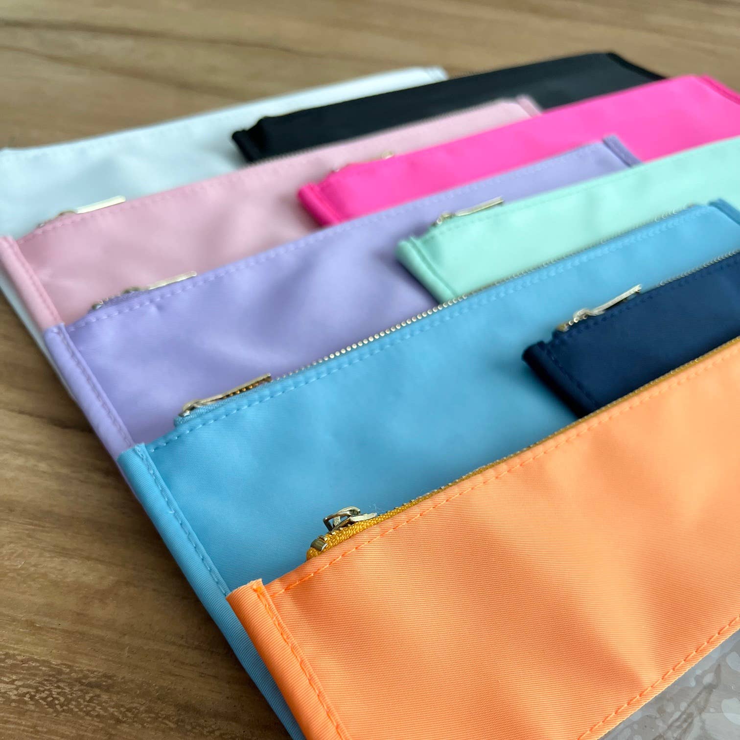 Palmy Pineapple - Wholesale Pouch - Women's - Nylon Top Clear Pouch with Chenille Letters of Your Choice12