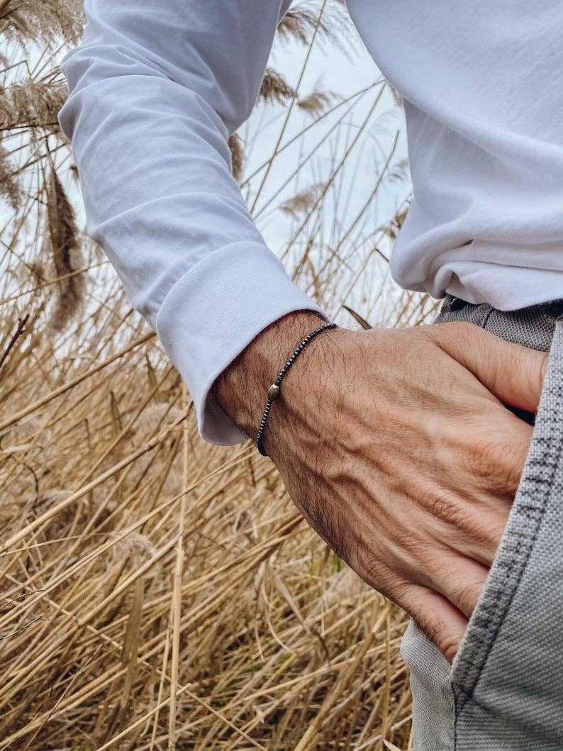 Christina Christi – Engroshandel Perlearmbånd – Minimalistisk armbånd til mænd med perler2