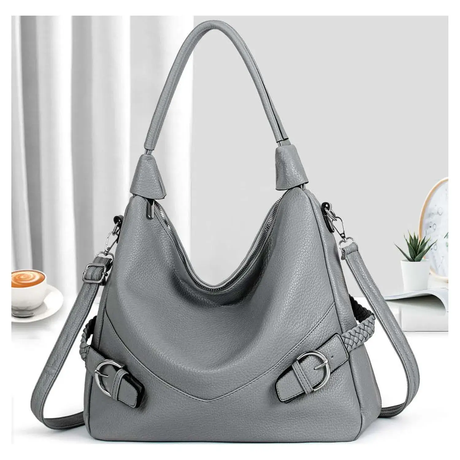 Superbia – Engroshandel Skuldertaske – til kvinder – Stor Slouch Taske med Flet- og Spændedetaljer-A911503