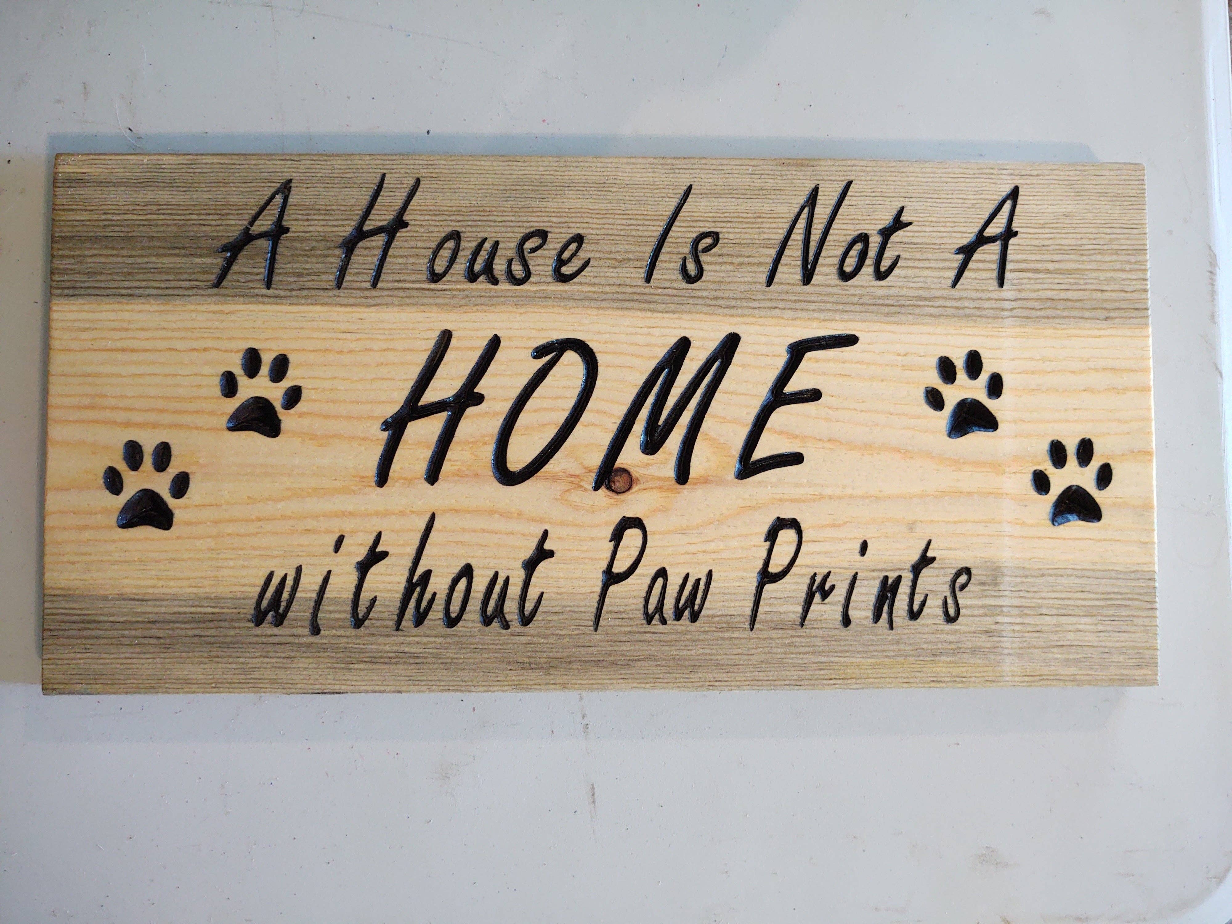 Knotty Pine Woodworks – Großhandel Schilder – Pfotenabdrücke1