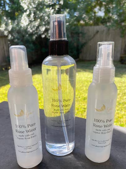 Rent organiskt rosenvatten för wholesale av GlassWing Organics