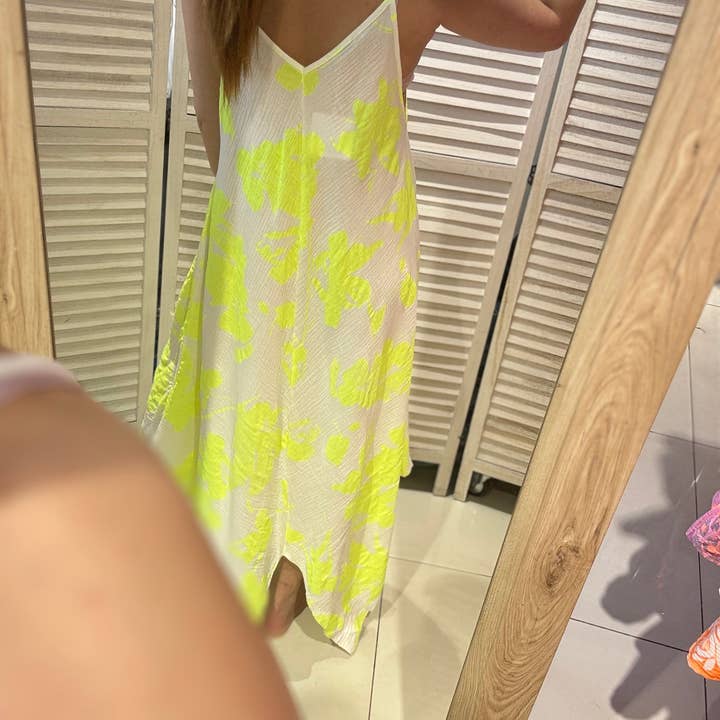 VICTORIA&ISAAC - Wholesale Dress - Women's - Flowy strap dress - A038 Yellow2