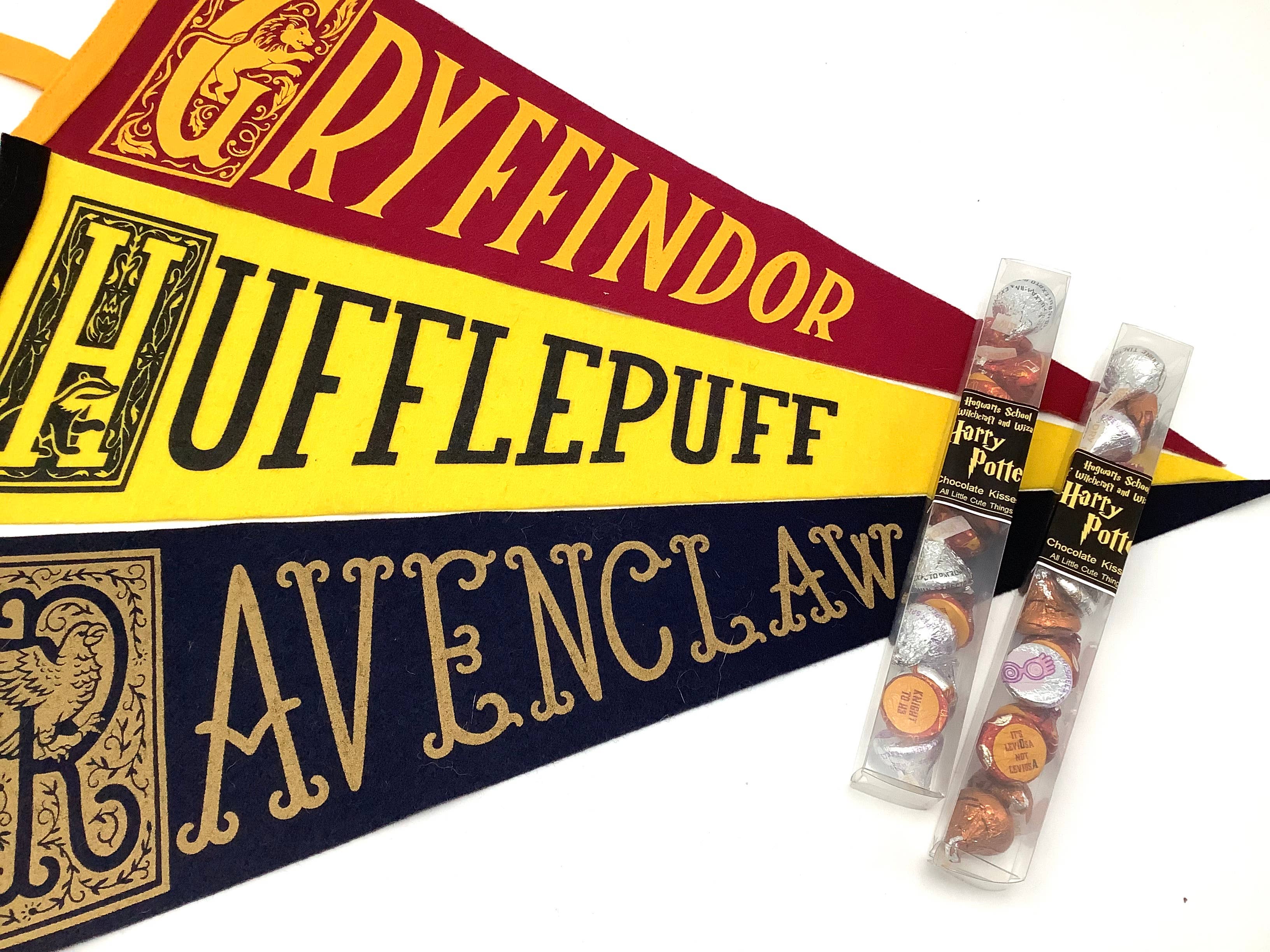 All Little Cute Things - Wholesale Chocolate - Harry Potter Wizard Wand with Assortment Hogwart Chocolates1