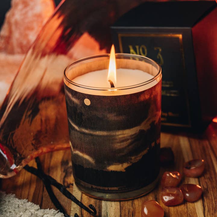 Spitfire Girl – wholesale Burkljus – Nr 3 Orris och Amberträ Inslagen Ljusstake4