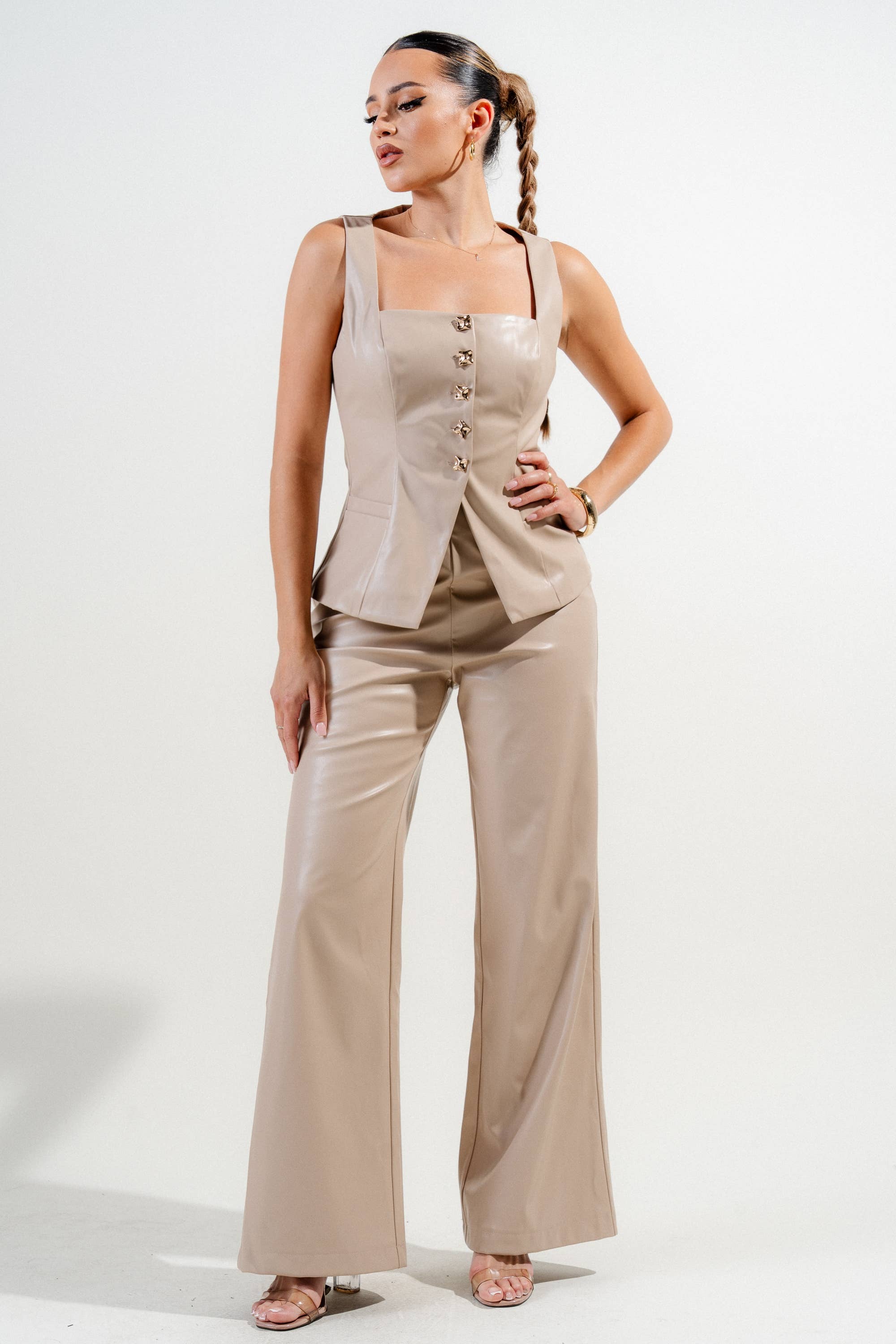 PRIVY - Vendita all'ingrosso Completo top e pantaloni (NON loungewear) - Donna - Completo pantaloni a gamba dritta in finta pelle elasticizzata con gilet blazer HS5021S.5