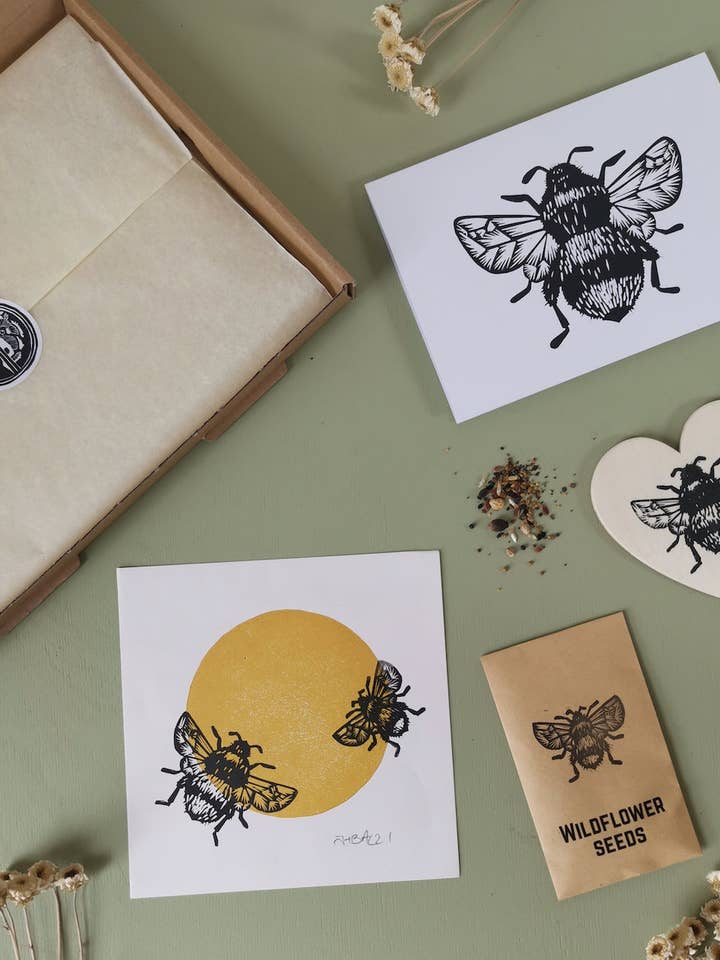 Gift set for bumblebee lovers, letterbox gifts, gift box for wholesale by Jackdaw and Bear