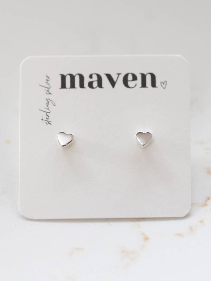 Örhängen med "Puffed Heart" för wholesale av Maven