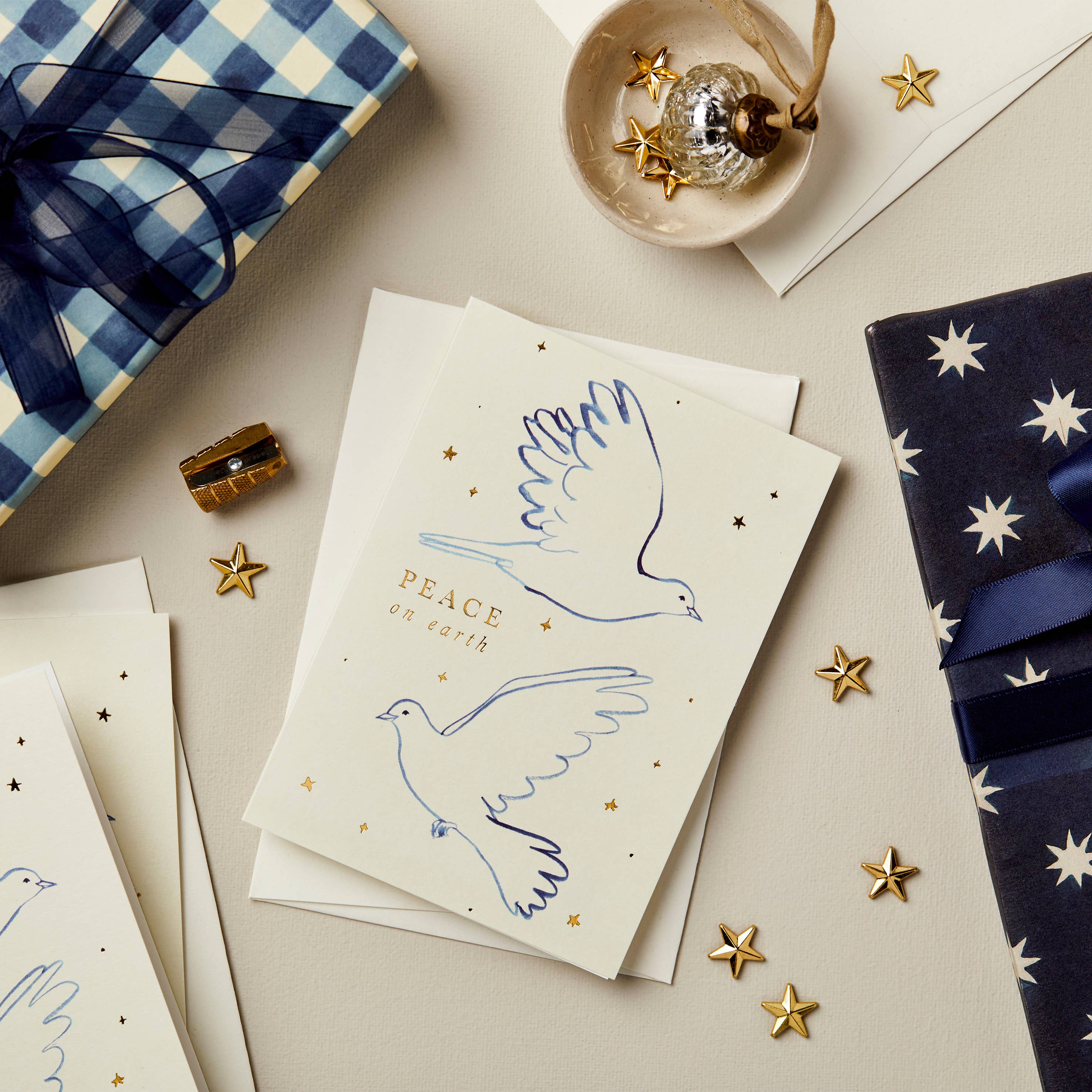 Wanderlust Paper Co - Wholesale Christmas Card - Doves 'Peace on Earth' Card