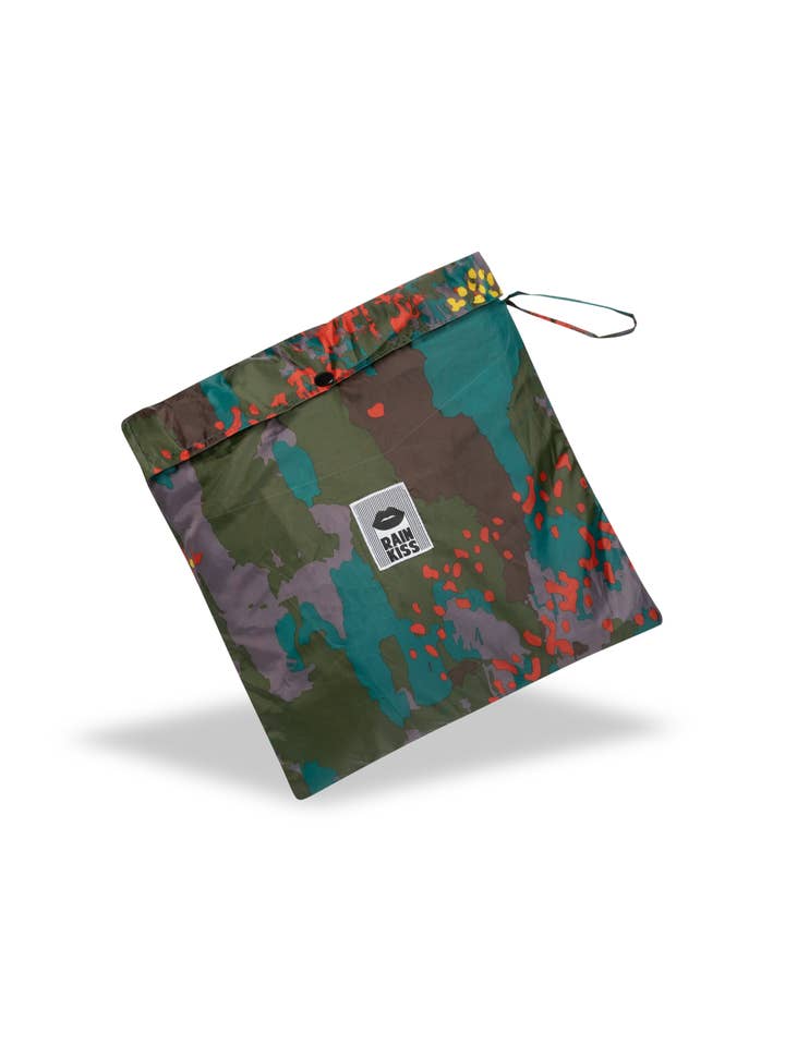 Rainkiss - Wholesale Raincoat - Women's - Digi Forest Camo - Rain Poncho