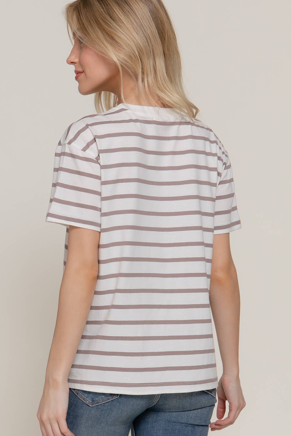 Active Basic | Active USA - Wholesale Gebreide top - Dames - Oversized T-shirt met korte mouwen en ronde hals in Y/D-strepen6