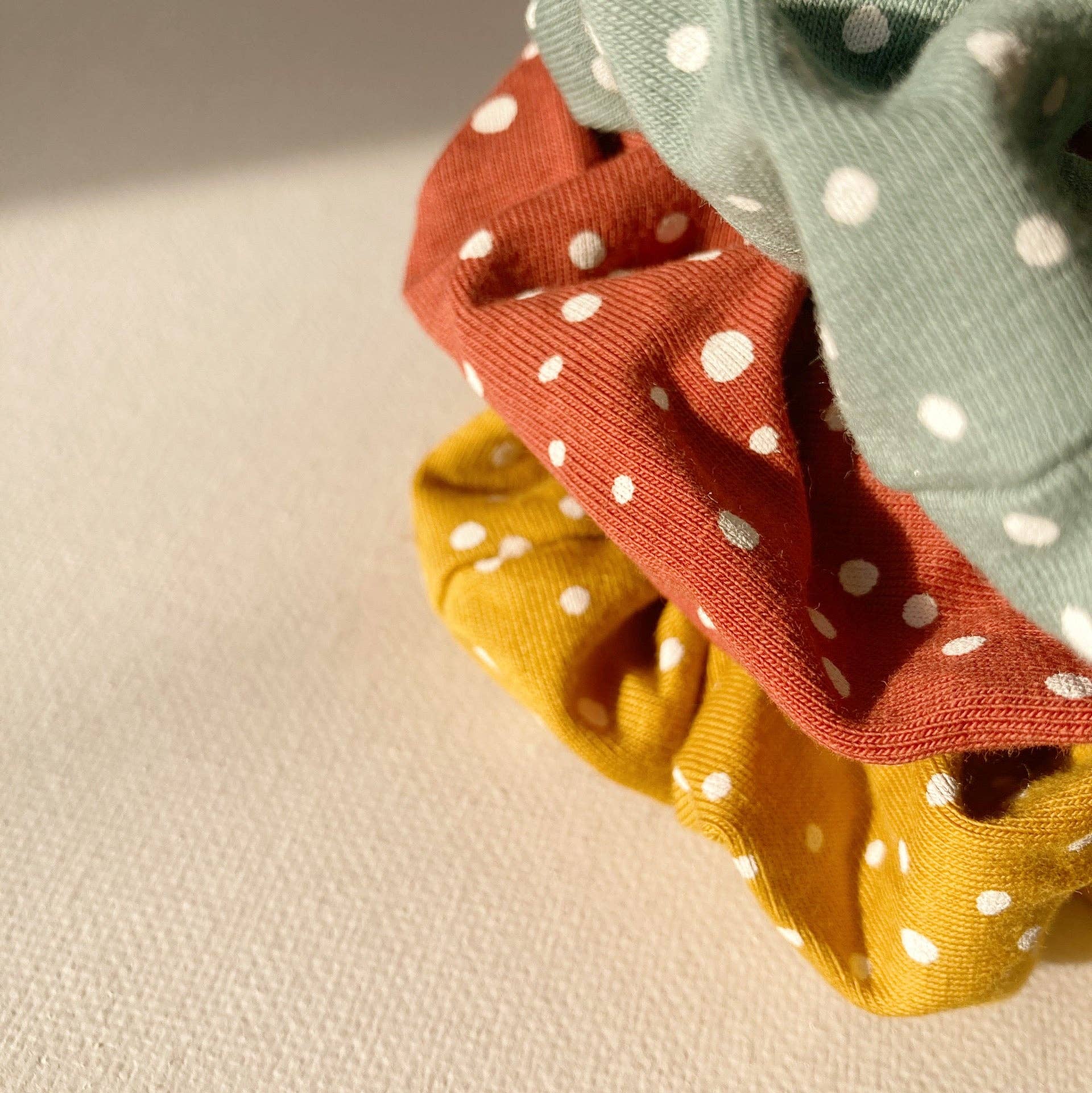 La Eva Store – wholesale Scrunchie - Dam – Scrunchie Bella i gult1