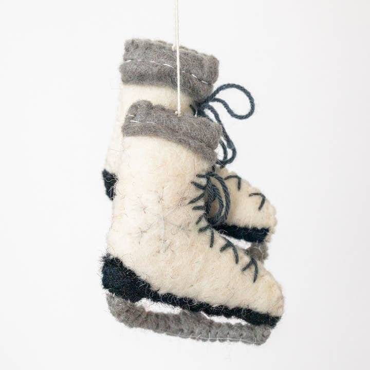 Nivas - Wholesale Ornament - Handmade Ice Skates Felt Ornament