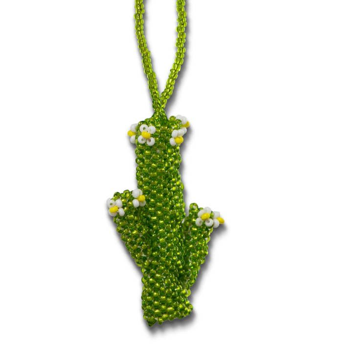 Lumily - Vente Objets de décoration - Ornement artisanal en perles de rocaille en forme de cactus - Guatemala2